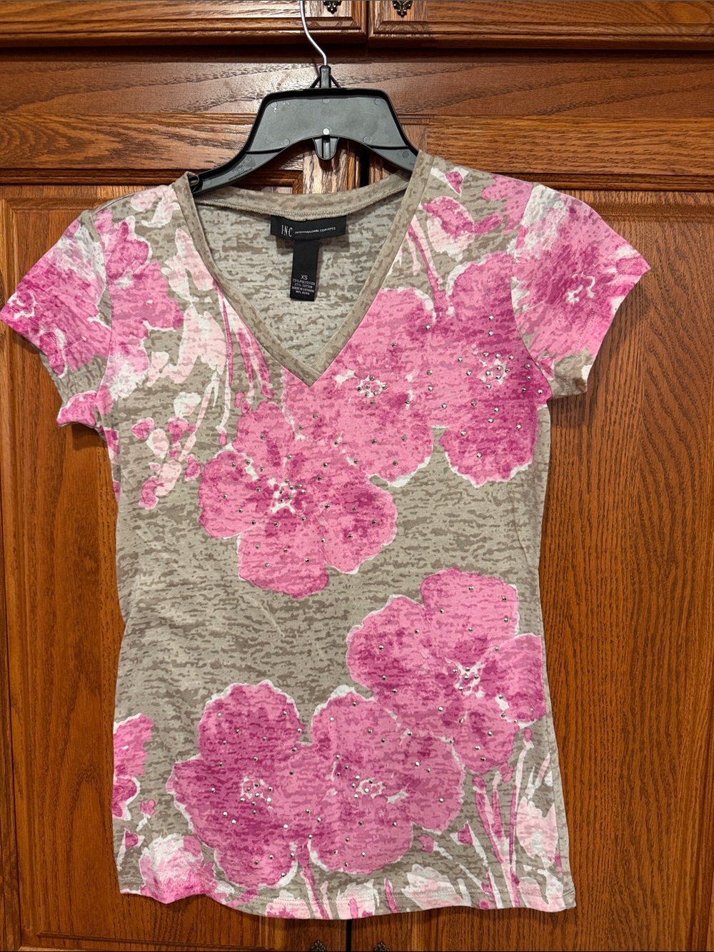 INC International Concepts Taupe V-Neck Tee with Pink Floral Print